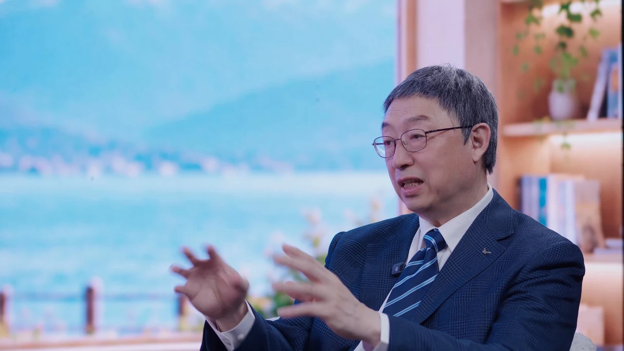 陈卫平谈可以同时加入几个政党